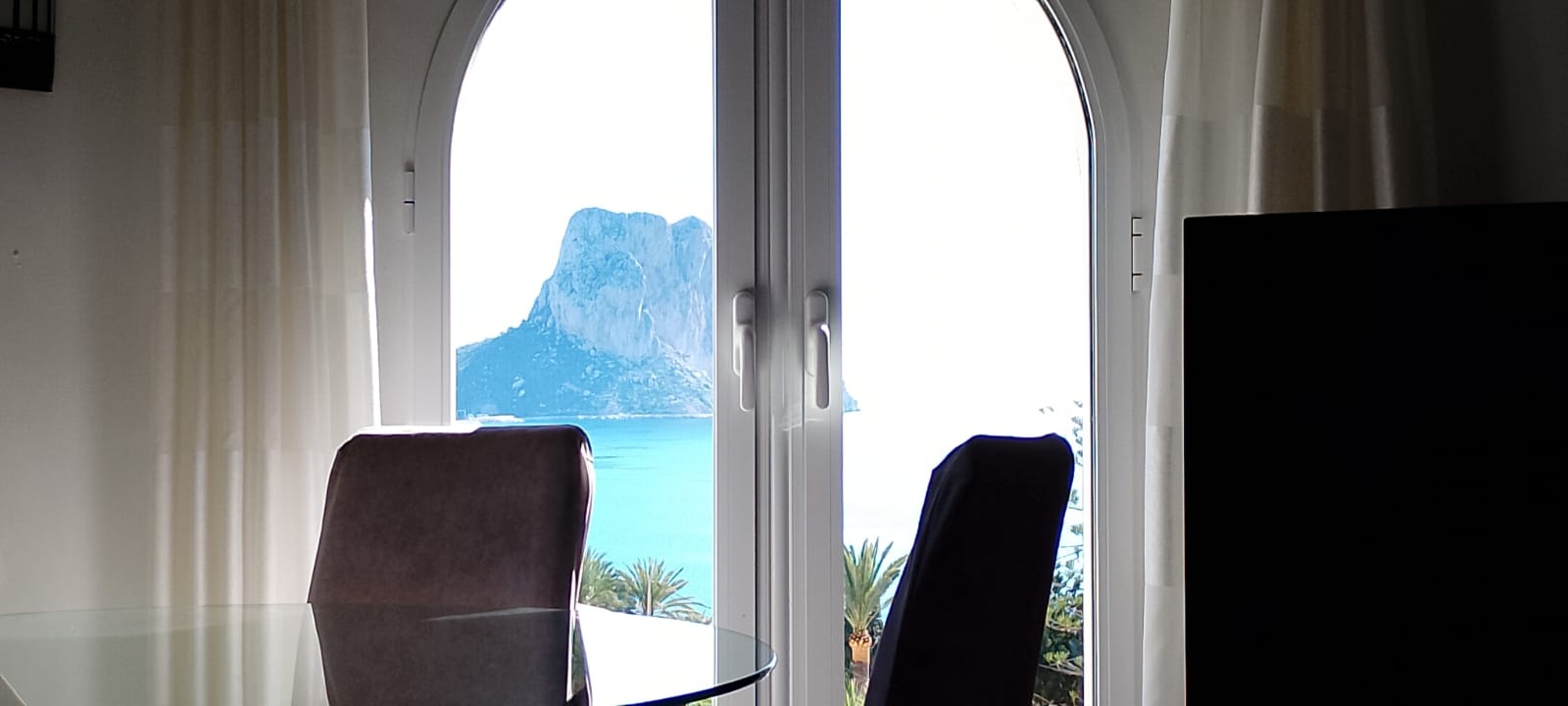 COB001 - Spacious 5-Bedroom Villa for Sale in Calpe, Alicante