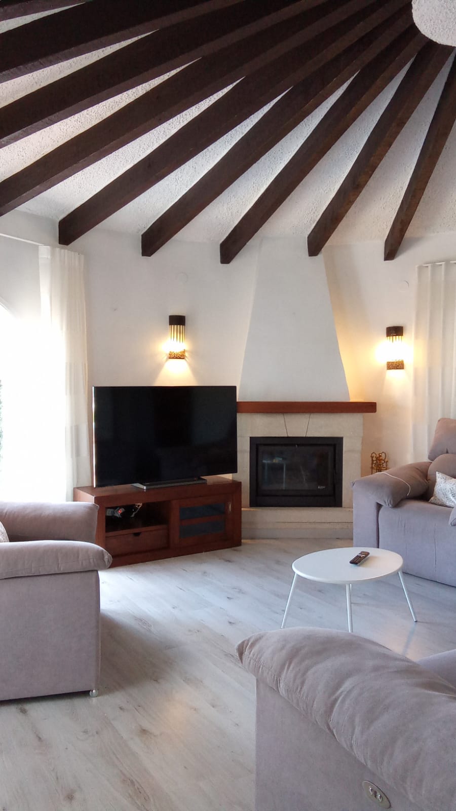 COB001 - Spacious 5-Bedroom Villa for Sale in Calpe, Alicante