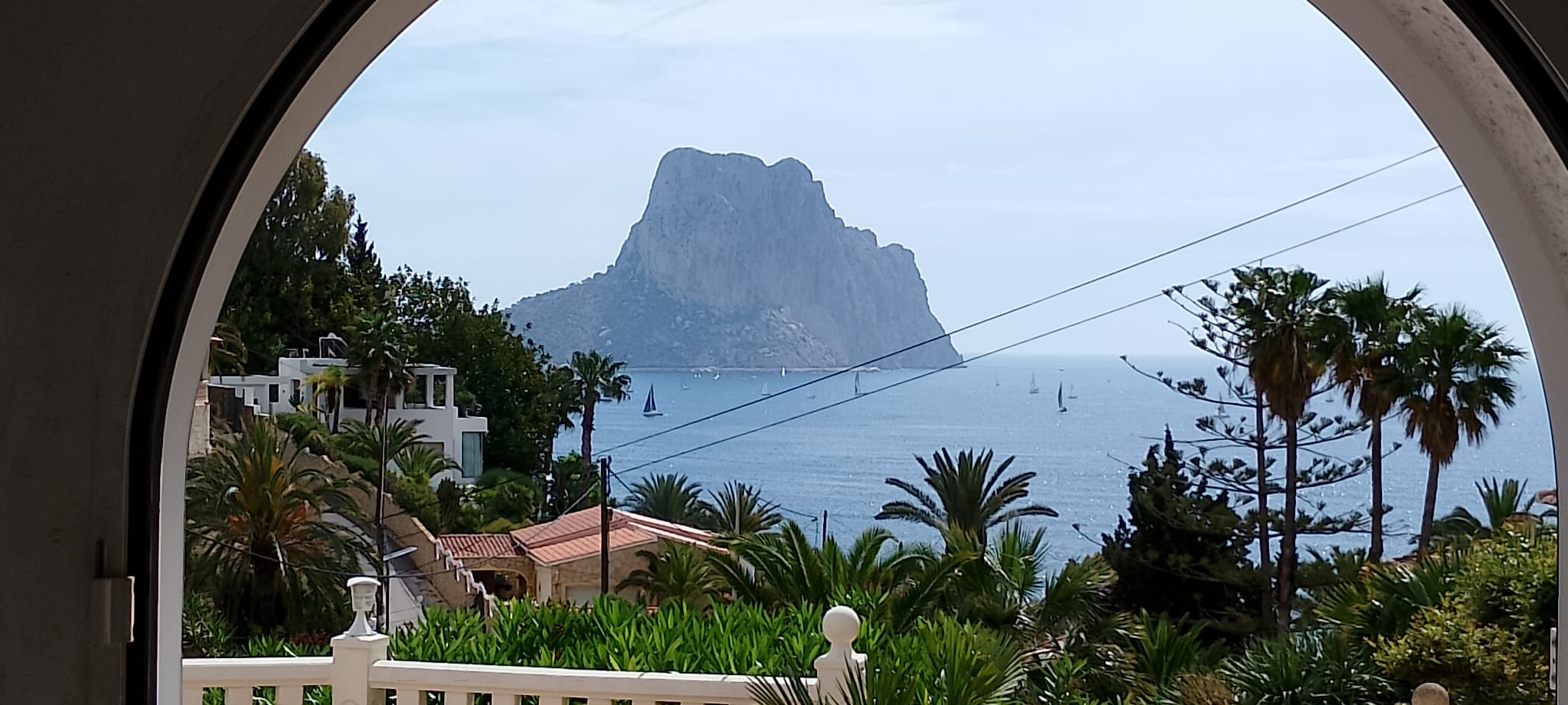 COB001 - Spacious 5-Bedroom Villa for Sale in Calpe, Alicante
