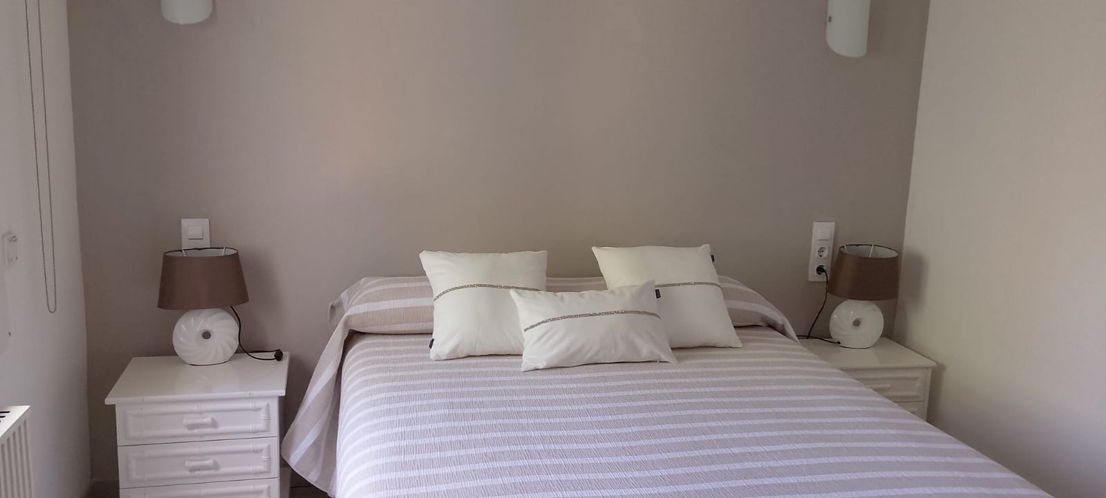 COB001 - Spacious 5-Bedroom Villa for Sale in Calpe, Alicante