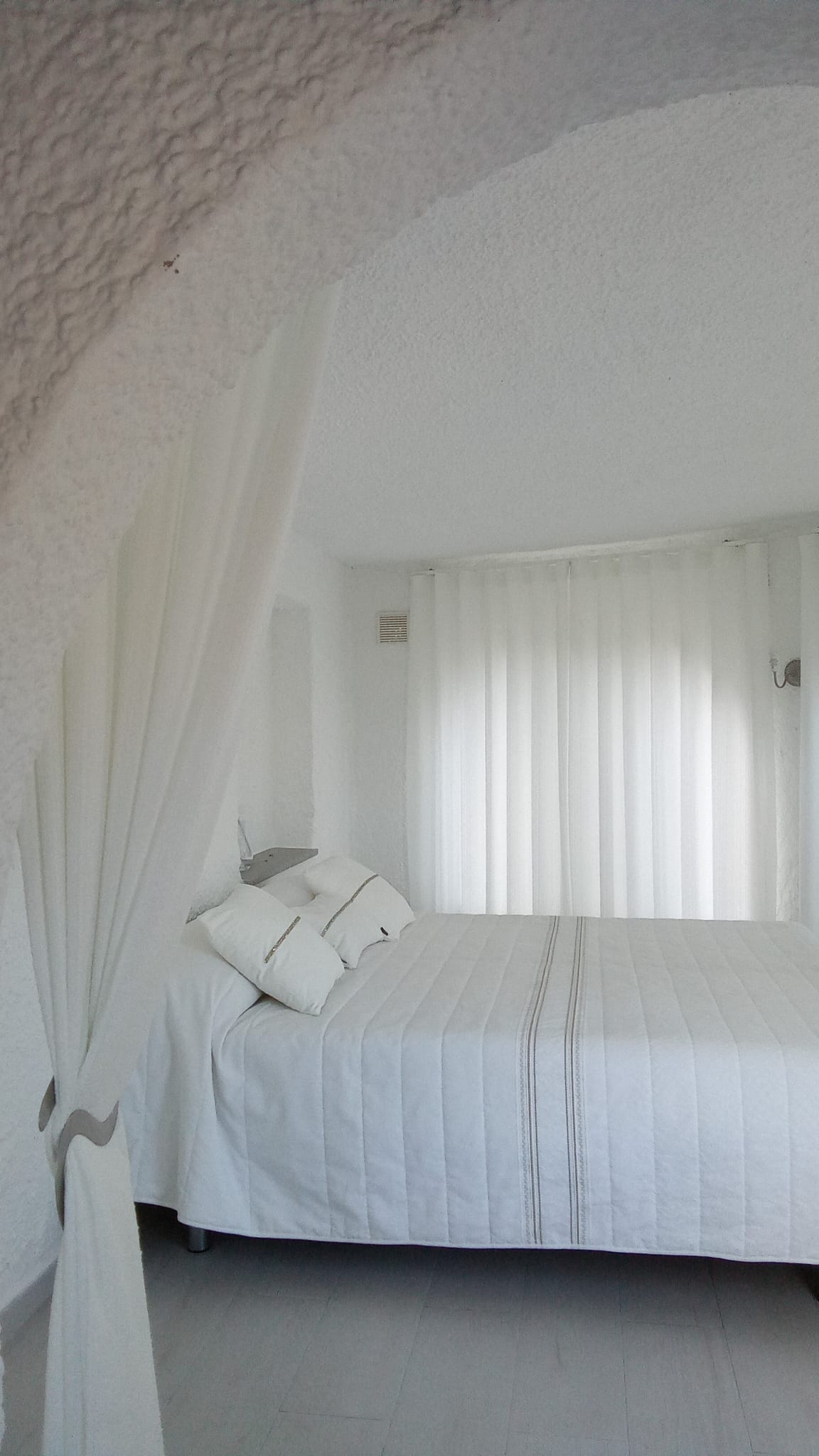 COB001 - Spacious 5-Bedroom Villa for Sale in Calpe, Alicante