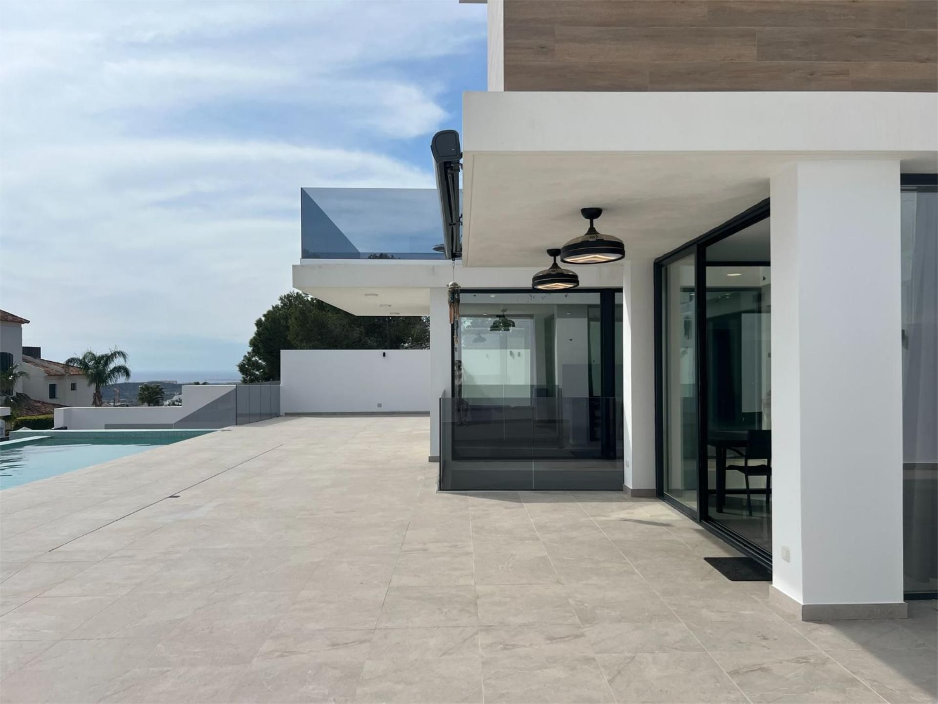 COB003 - Luxury New-Build Villa with Panoramic Sea Views in Sierra Cortina, Finestrat