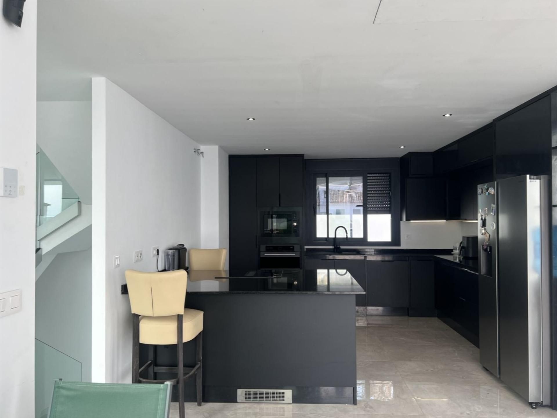 COB003 - Luxury New-Build Villa with Panoramic Sea Views in Sierra Cortina, Finestrat