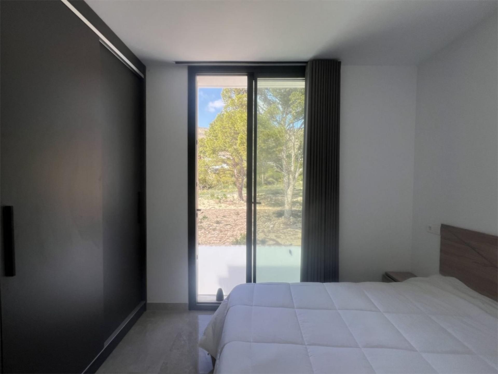 COB003 - Luxury New-Build Villa with Panoramic Sea Views in Sierra Cortina, Finestrat