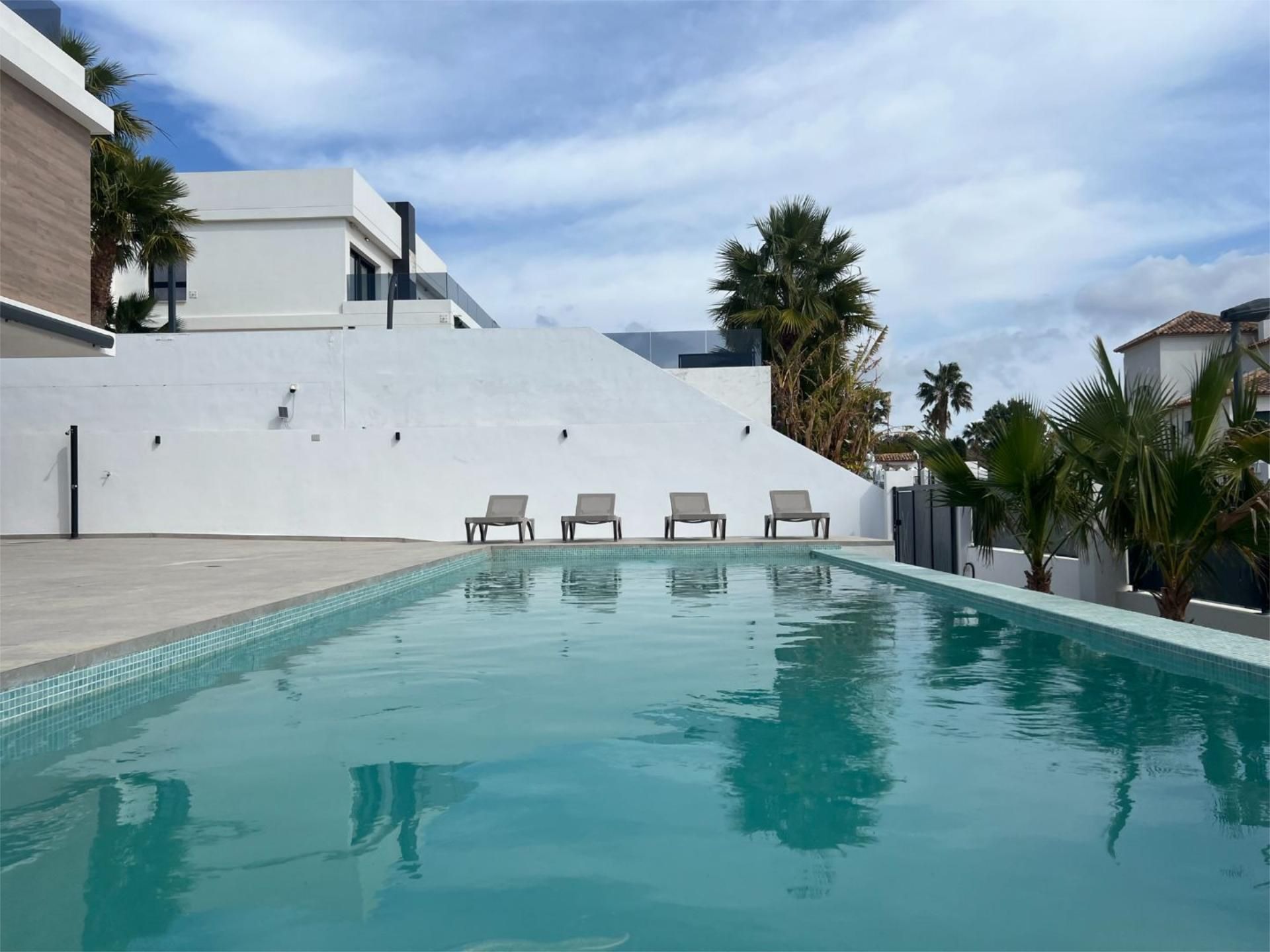 COB003 - Luxury New-Build Villa with Panoramic Sea Views in Sierra Cortina, Finestrat