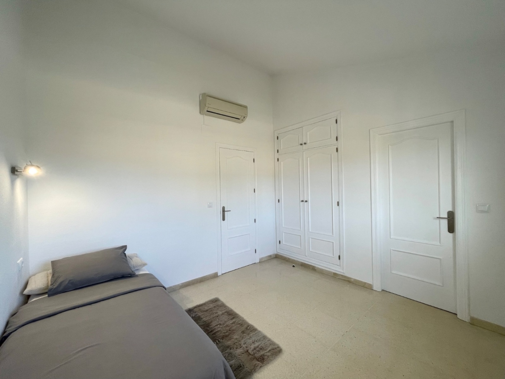 COB004 - Sun-Filled Townhouse with Private Garage in L’Albir