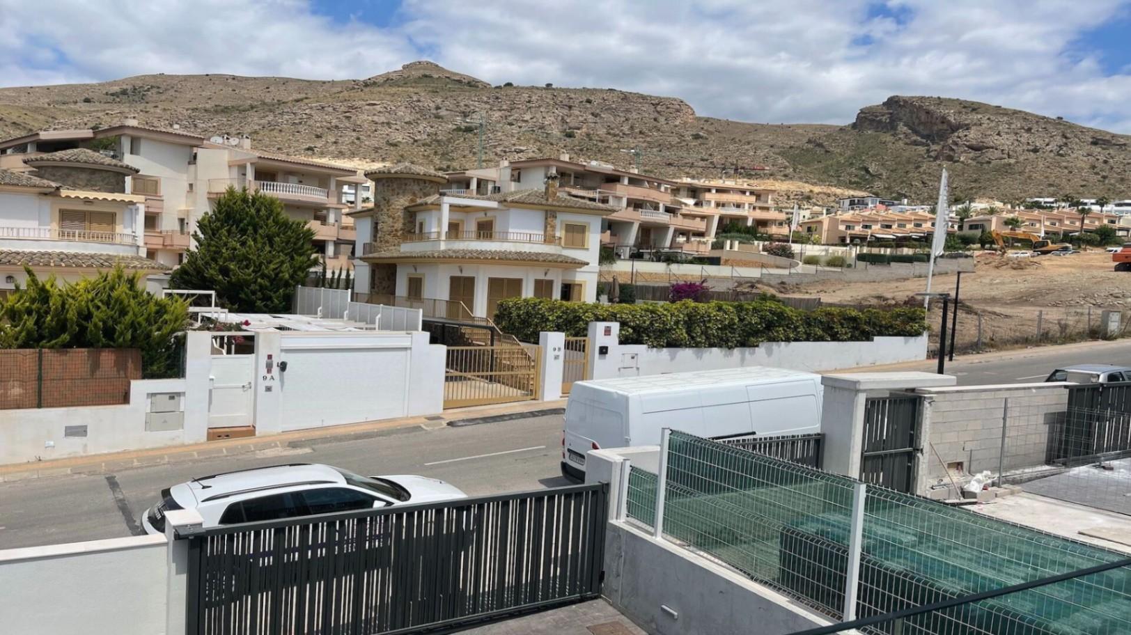 NE1233V - Minimalist dream villa with pool in Finestrat