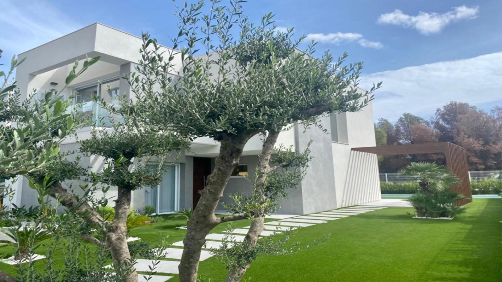 NE1233V - Minimalist dream villa with pool in Finestrat