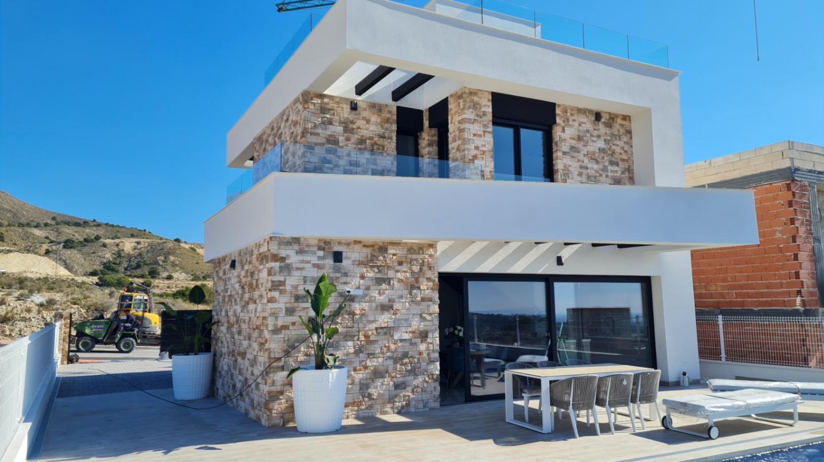 Villa with sea and montain view for sale in Finestrat