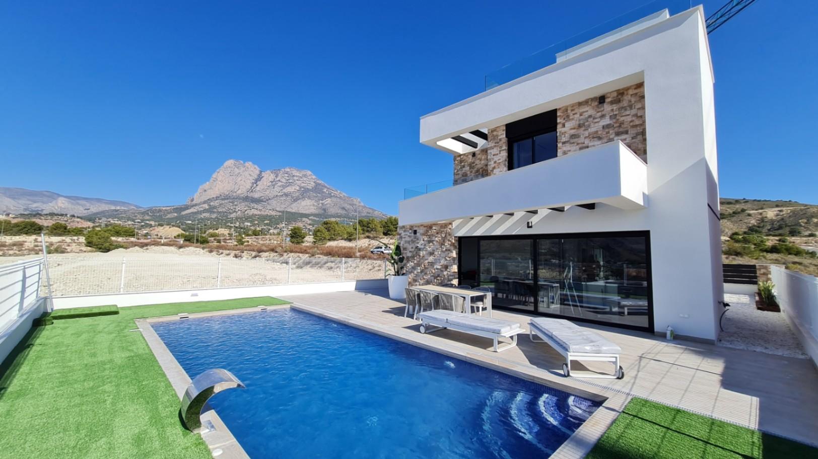 Villa with sea and montain view for sale in Finestrat