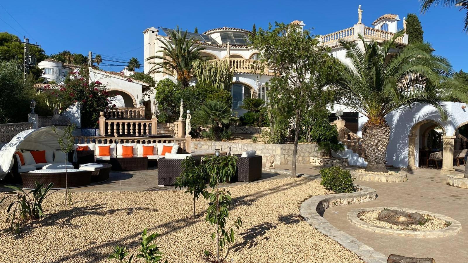 NE1382V - Mediterranean Villa in Benissa