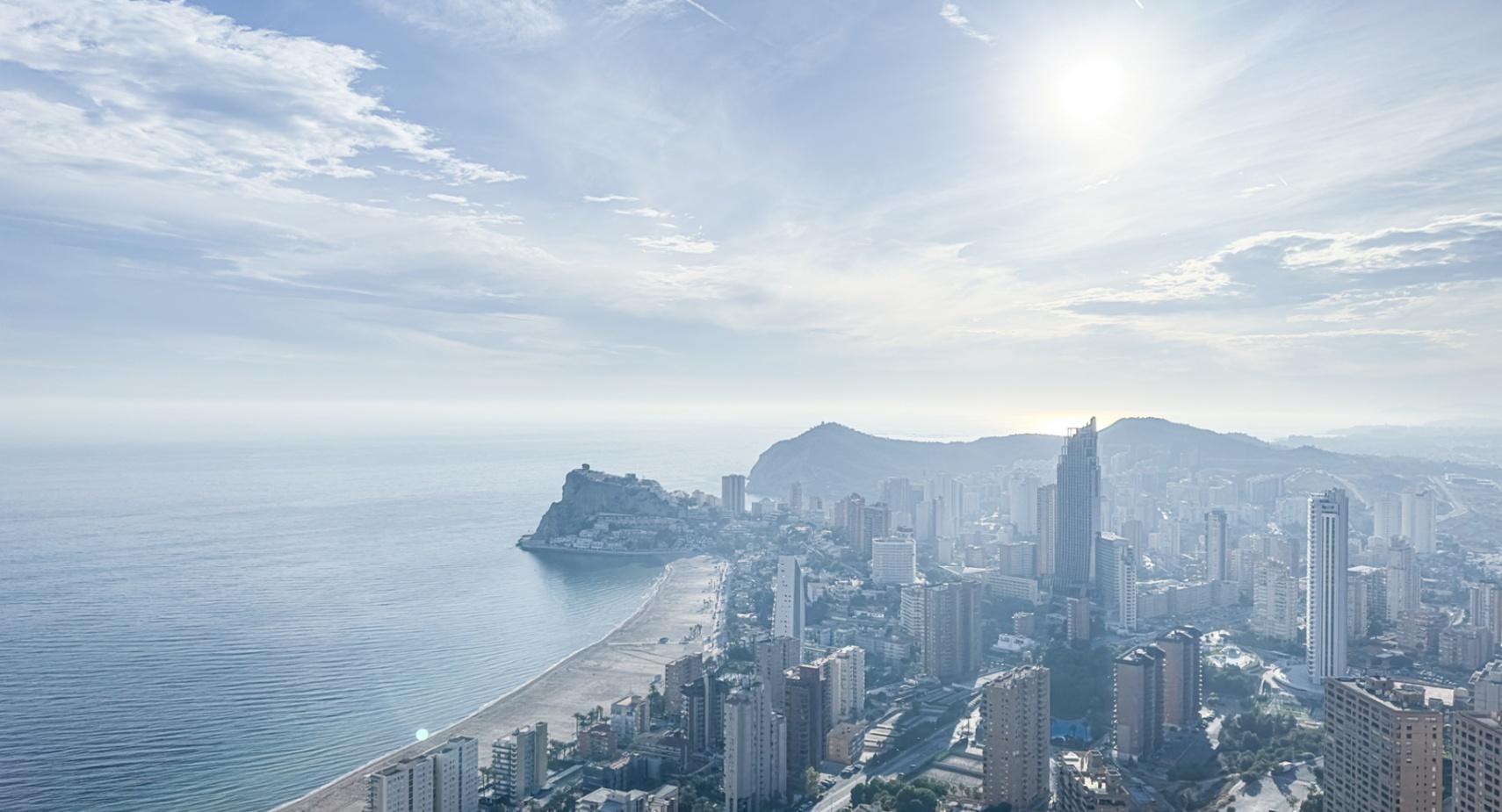 Apartments in Benidorms highest Building for sale