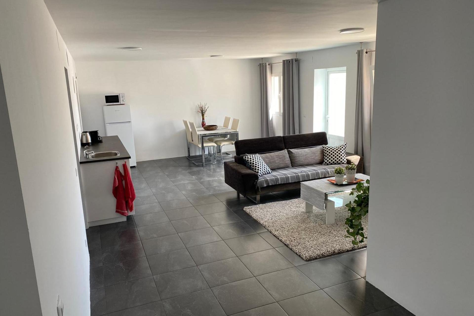 NE1441V - Modern Villa Ready for Immediate Move-In!