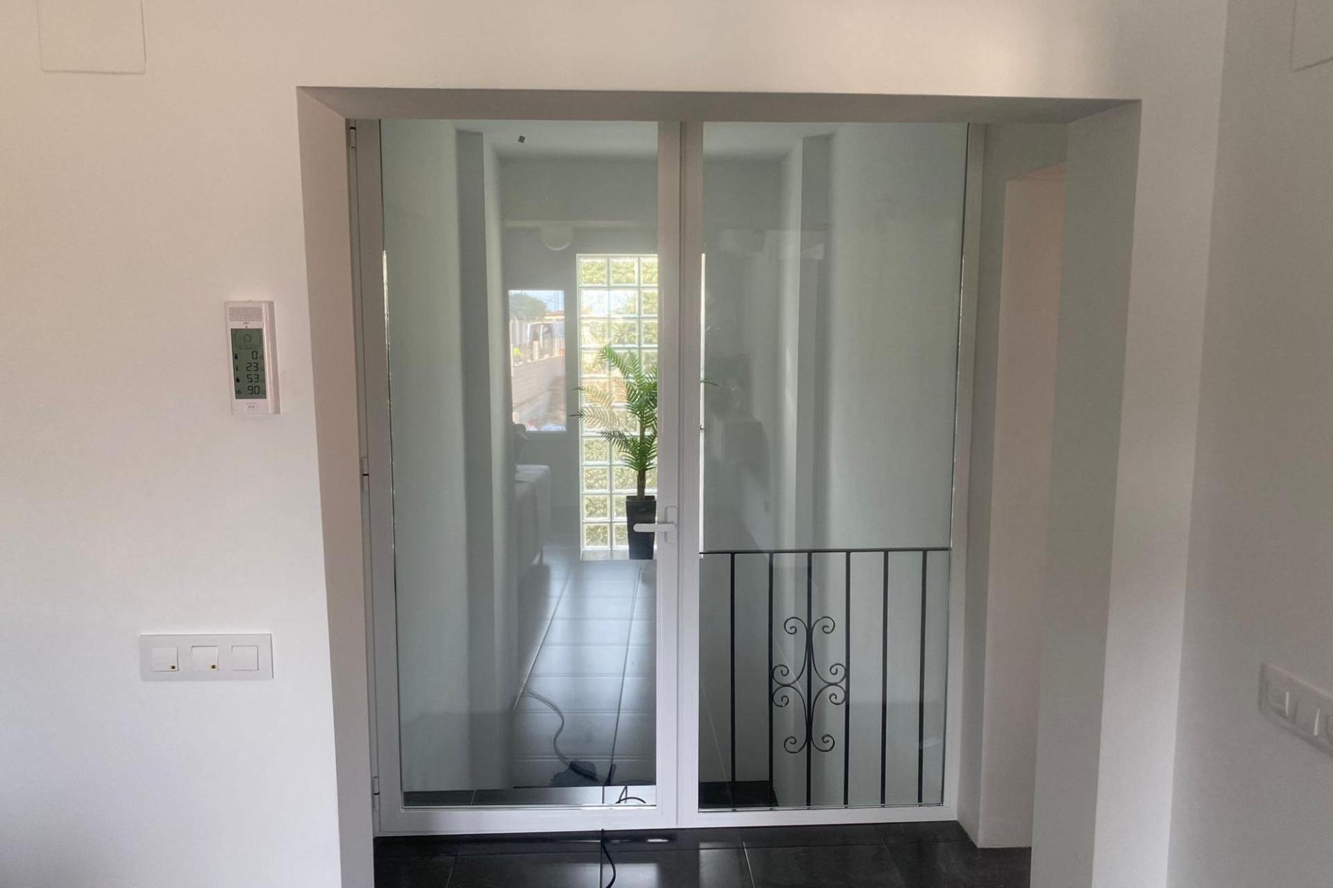NE1441V - Modern Villa Ready for Immediate Move-In!