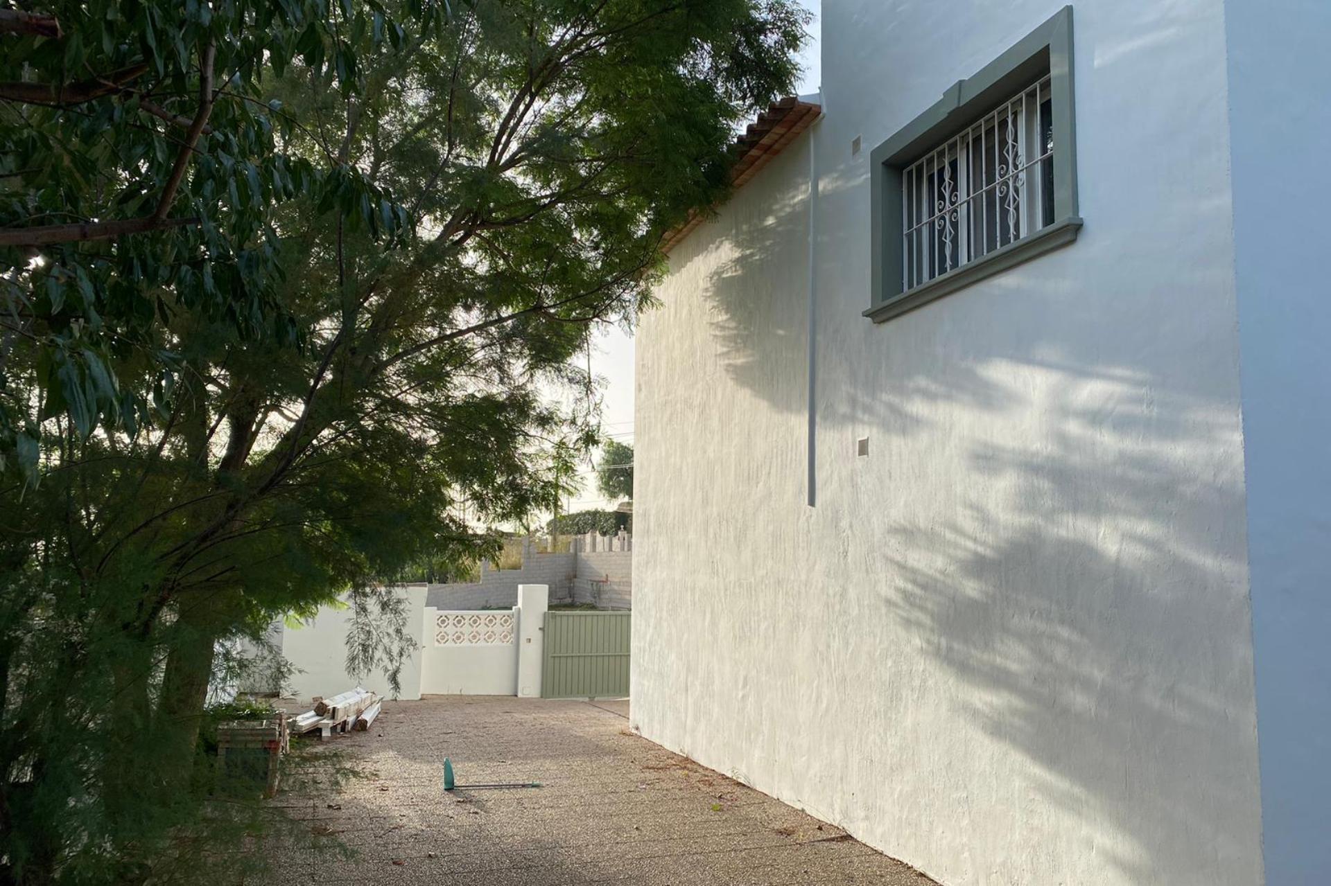NE1441V - Modern Villa Ready for Immediate Move-In!