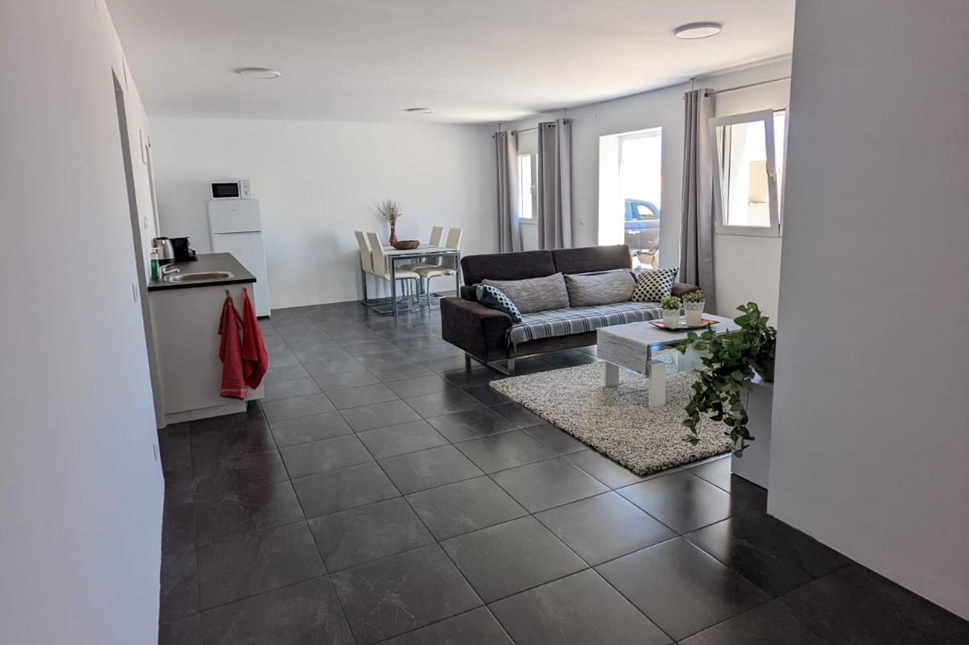 NE1441V - Modern Villa Ready for Immediate Move-In!