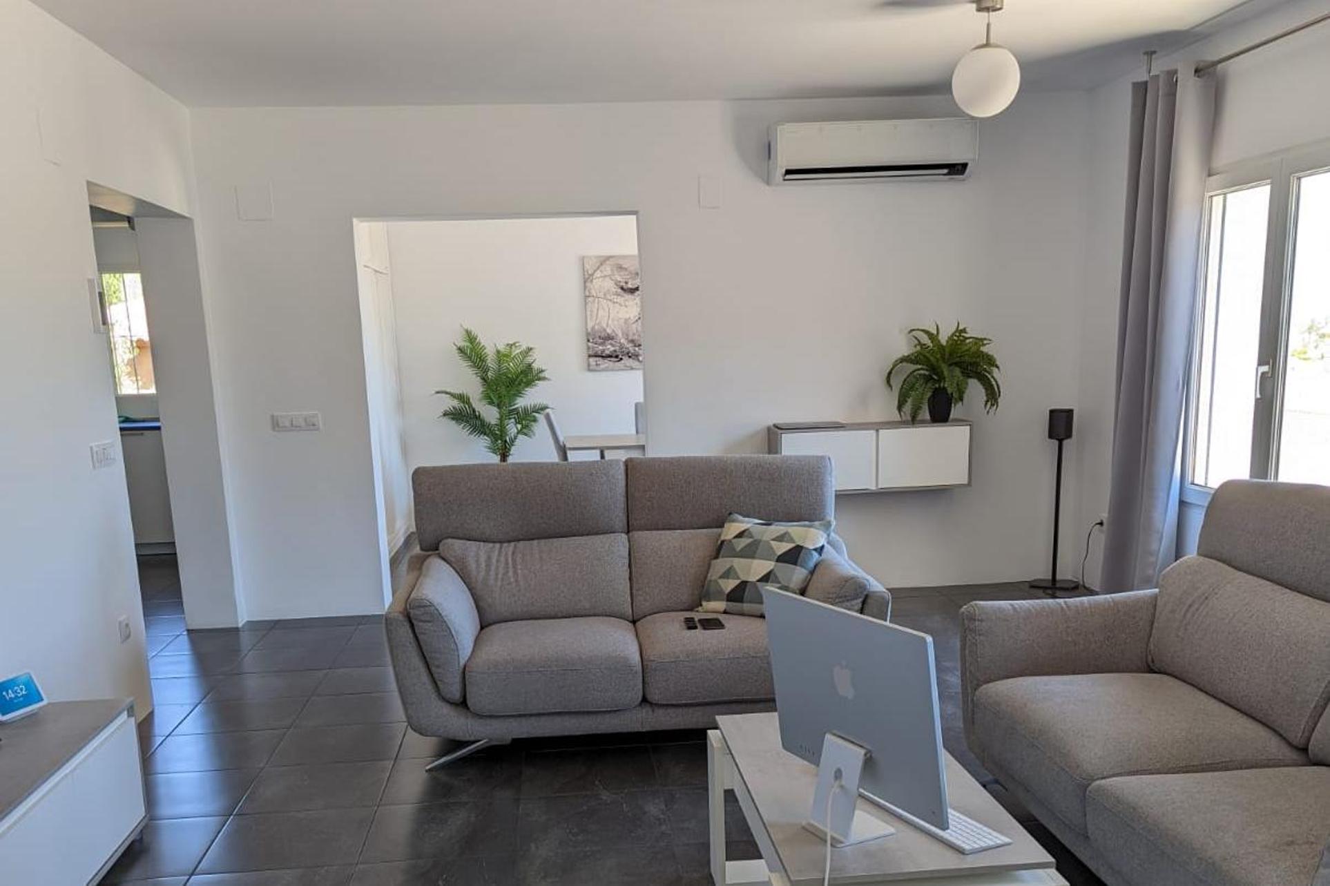 NE1441V - Modern Villa Ready for Immediate Move-In!