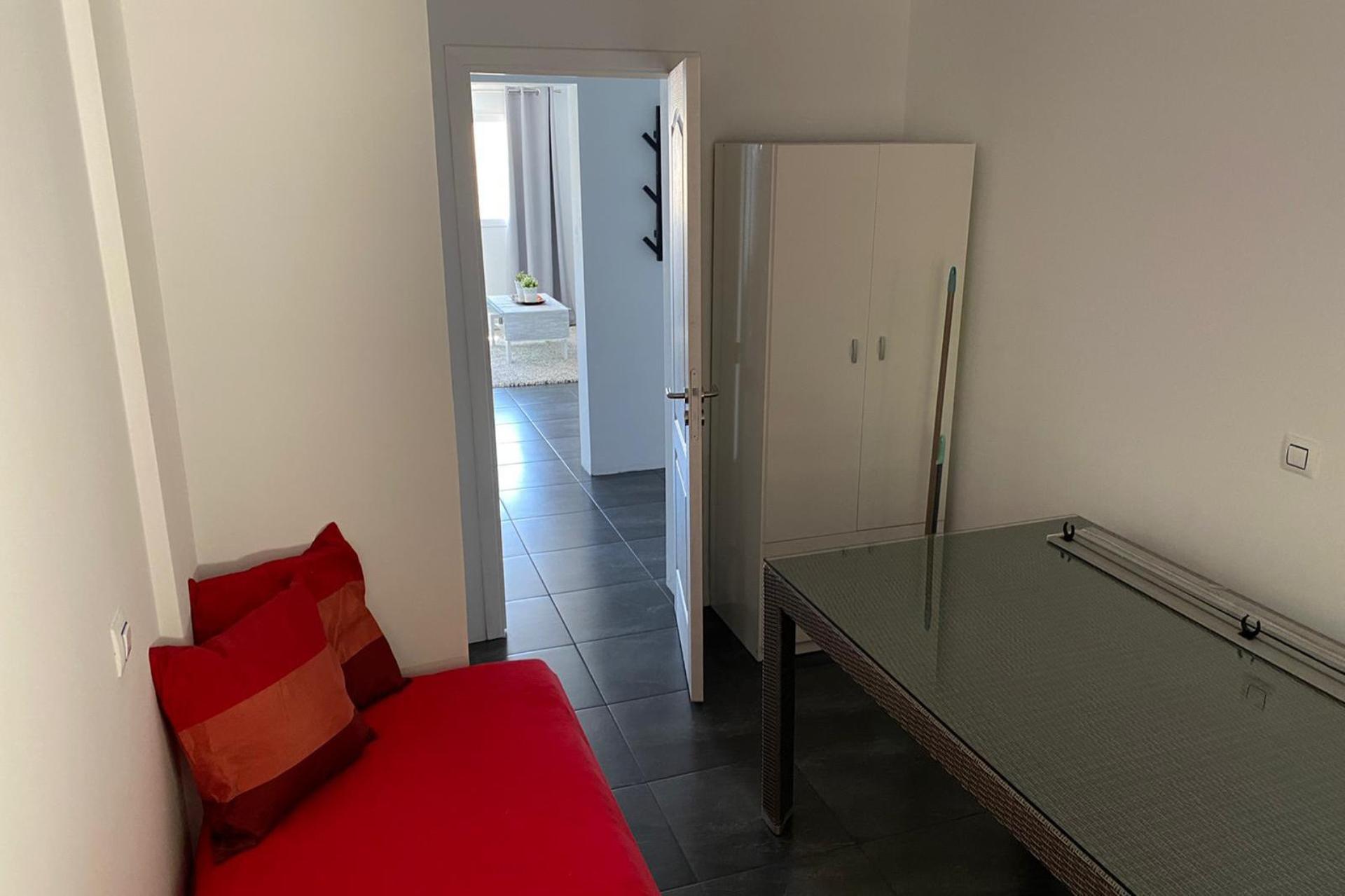 NE1441V - Modern Villa Ready for Immediate Move-In!