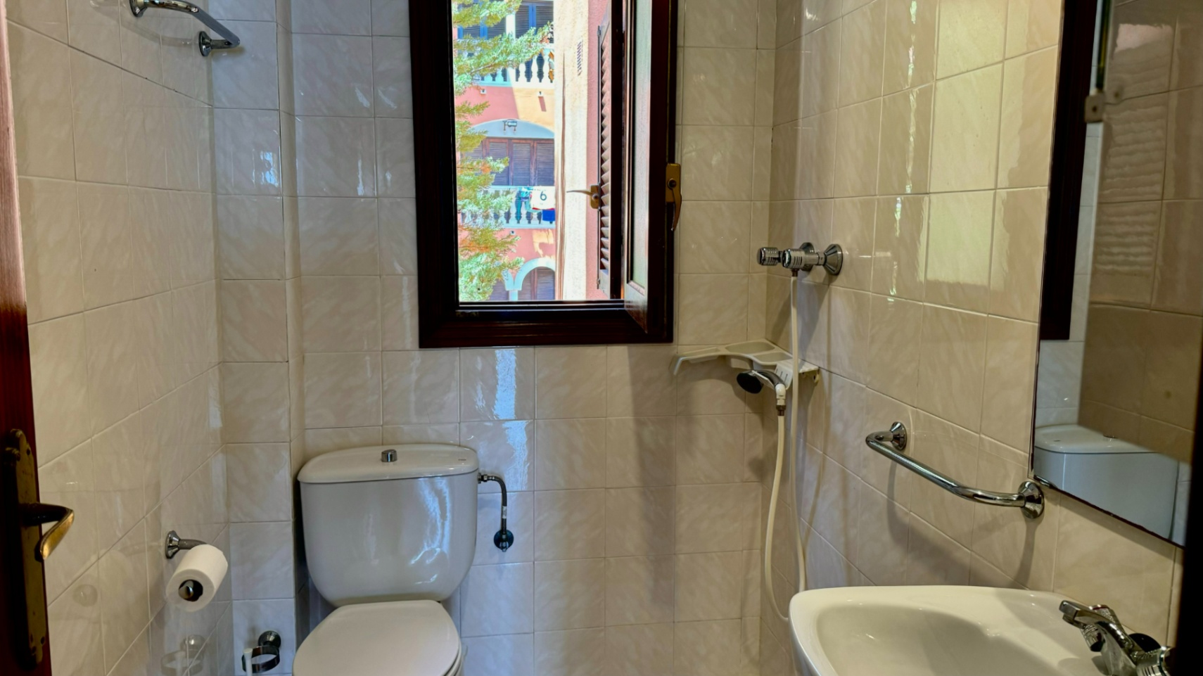 NE1444V - First Line Mediterranean Villa with Seaview in Calpe
