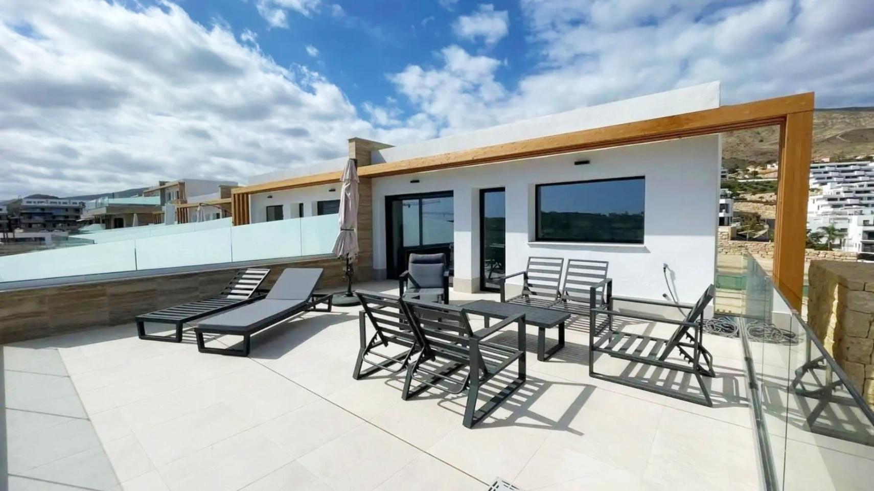 NE1482A - Luxuriöses Duplex-Penthouse in Benidorm