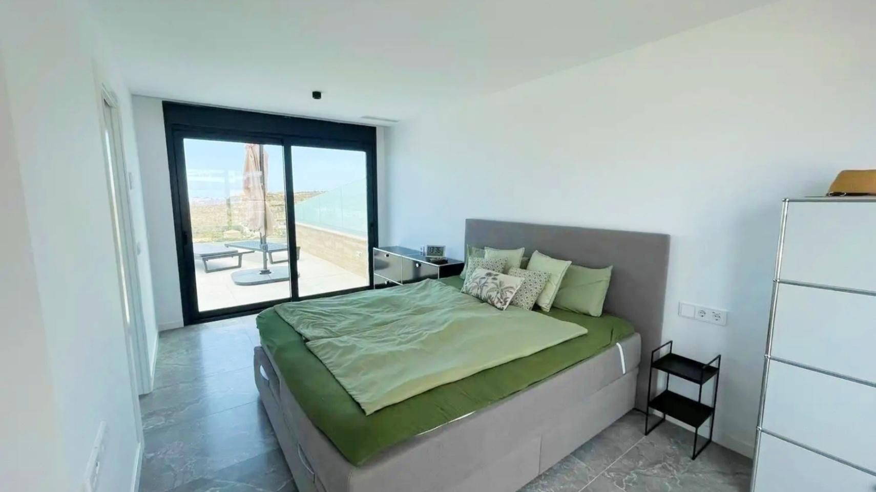 NE1482A - Luxuriöses Duplex-Penthouse in Benidorm