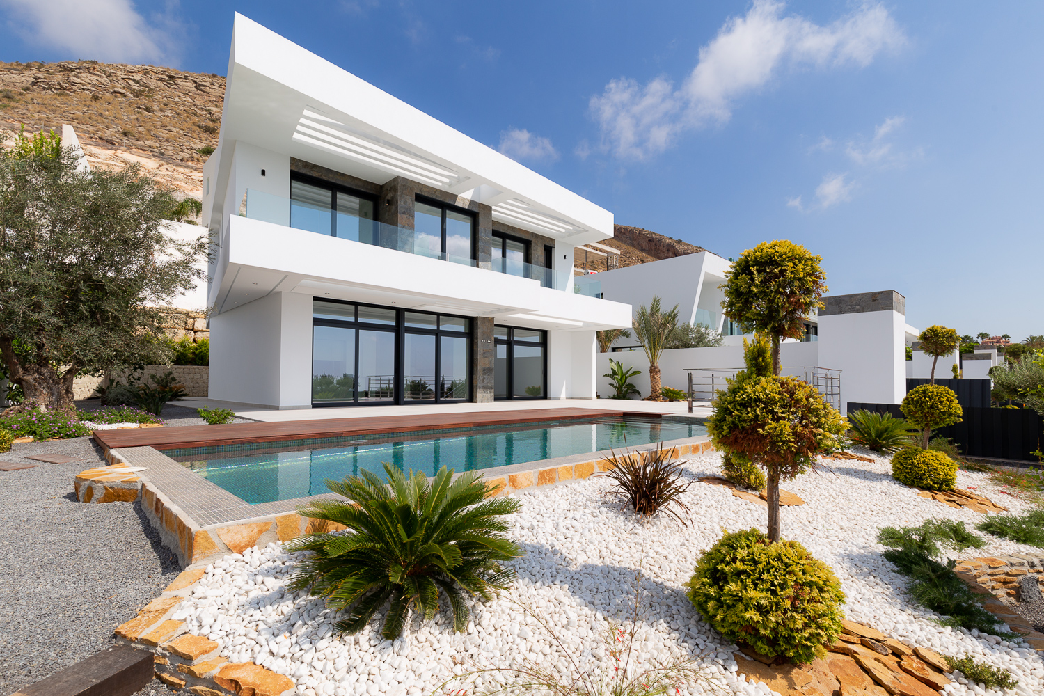Buying Property on the Costa Blanca North: What Buyers Should Know