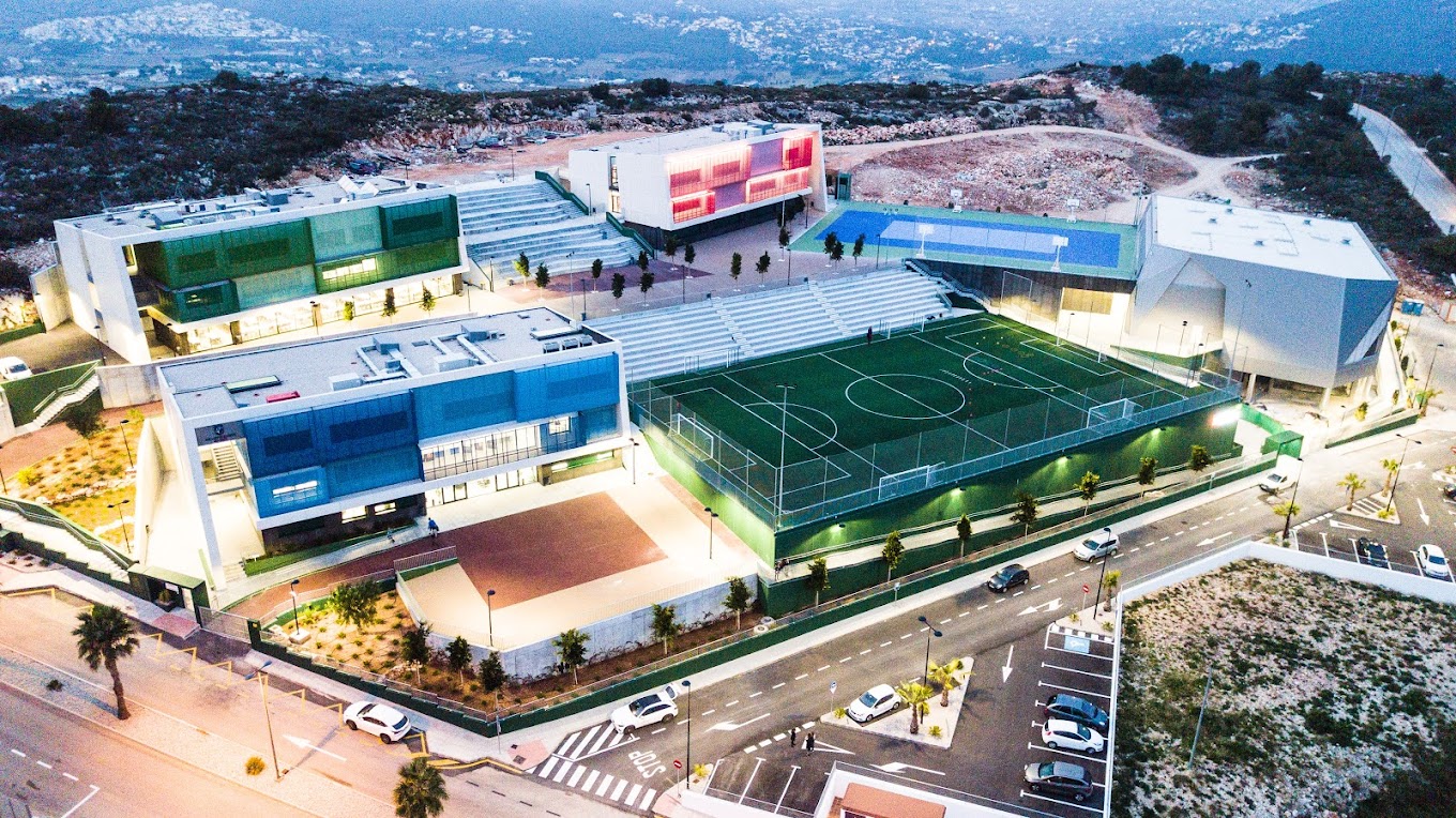 Discover Lady Elizabeth School: A Premier British International Education